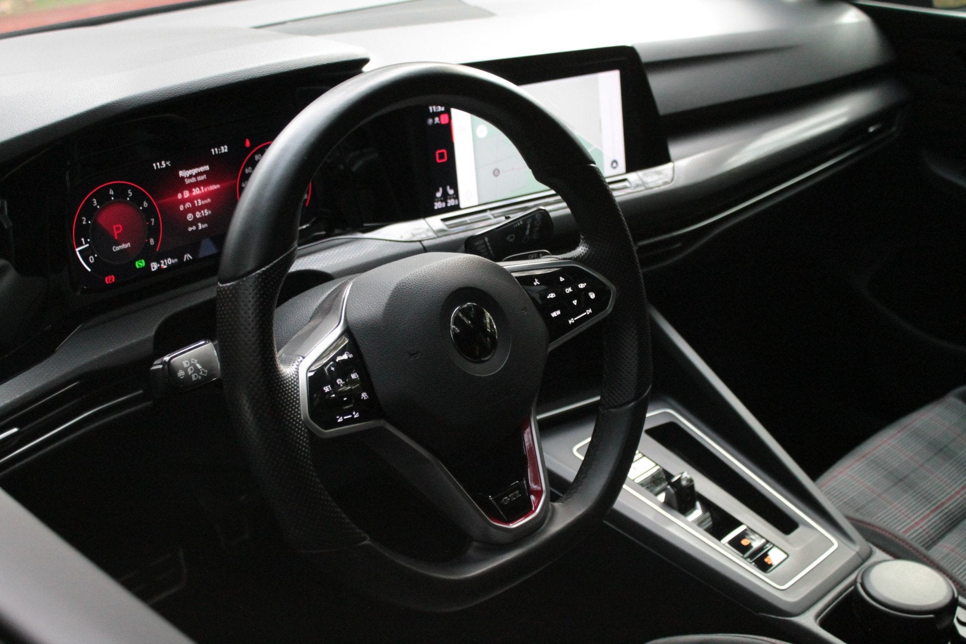 Volkswagen Golf 2.0 TSI GTI | Pano | Camera | ACC (bj 2020), Auto's, 12 maanden, 730 kg, 4 cilinders, Leder en Stof