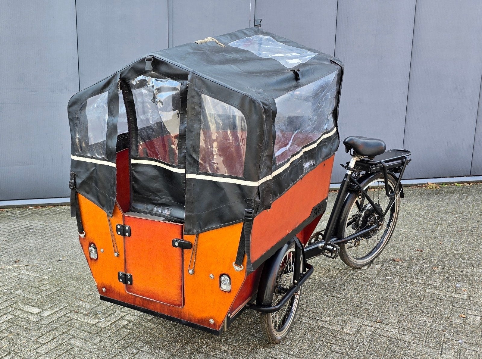 babboe Max 6 kindjes elektrische bakfiets, Ophalen, Zo goed als nieuw, 4 kinderen of meer