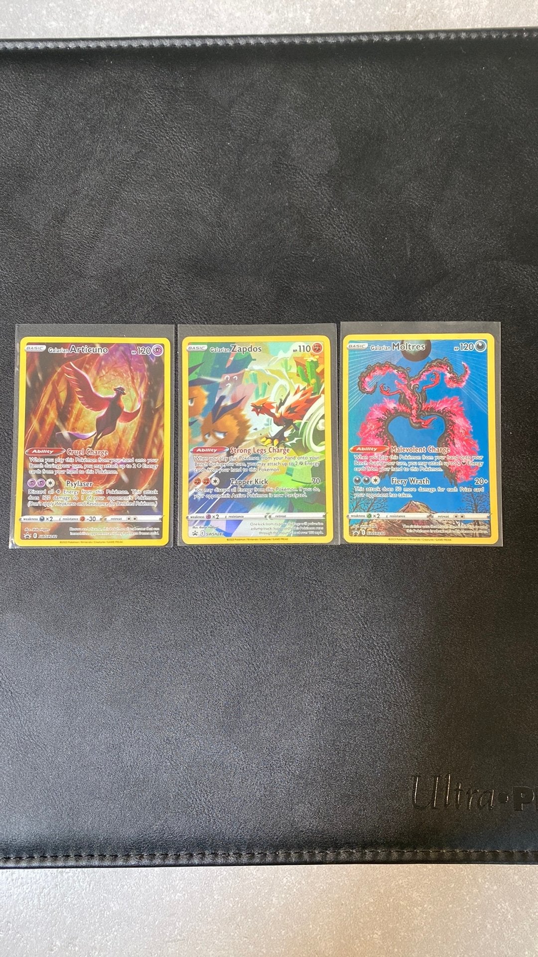 Pokemon galarian articuno swsh282 zapdos swsh283 moltres 284, Ophalen of Verzenden, Zo goed als nieuw