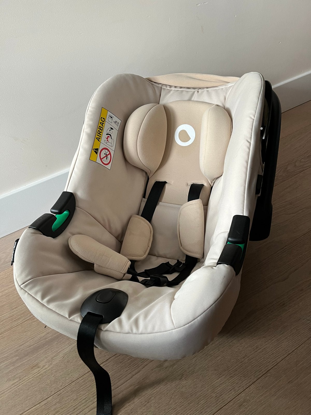 Lionelo Astrid i-Size Autostoel - Zo goed als nieuw, Autogordel of Isofix, Zijbescherming, Zo goed als nieuw, 0 t/m 13 kg