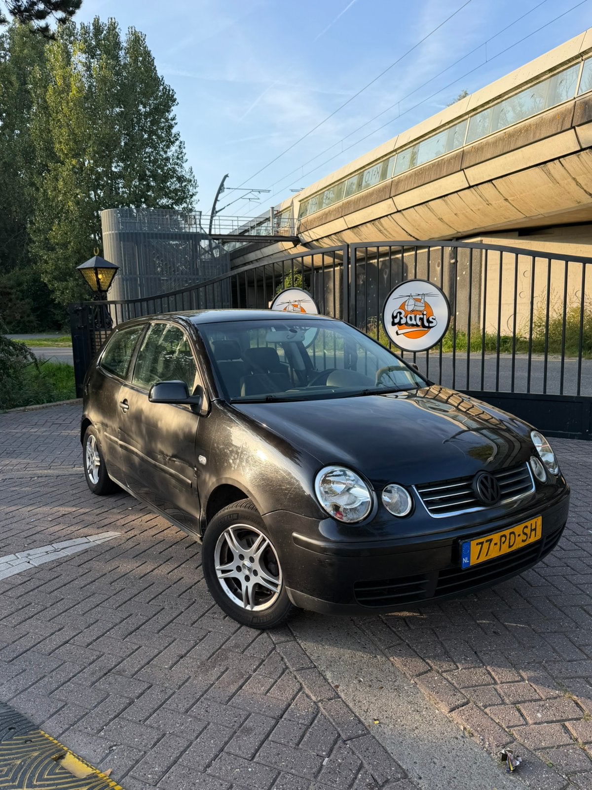 Volkswagen polo 1.4 Highline zwart NAP✅15-07-2027, Ophalen, Zwart, 128 GB