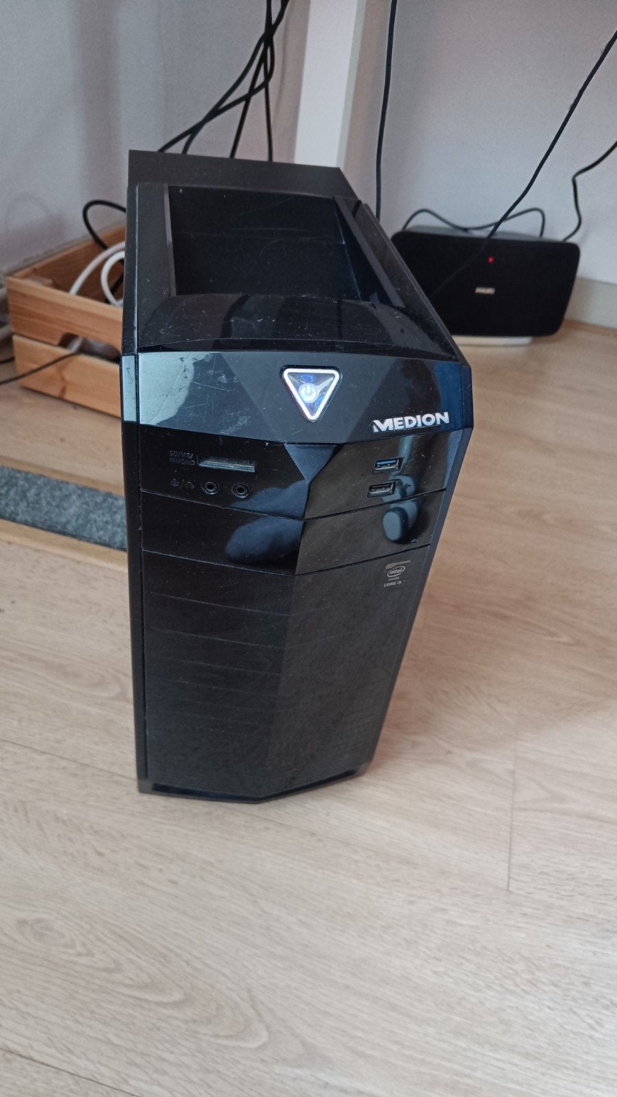 Medion PC, inclusief IIyama beedscherm, met Intel i5-4460, 1, Computers en Software, Desktop Pc's, Gebruikt, 1.94 TB, Medion, Ophalen of Verzenden