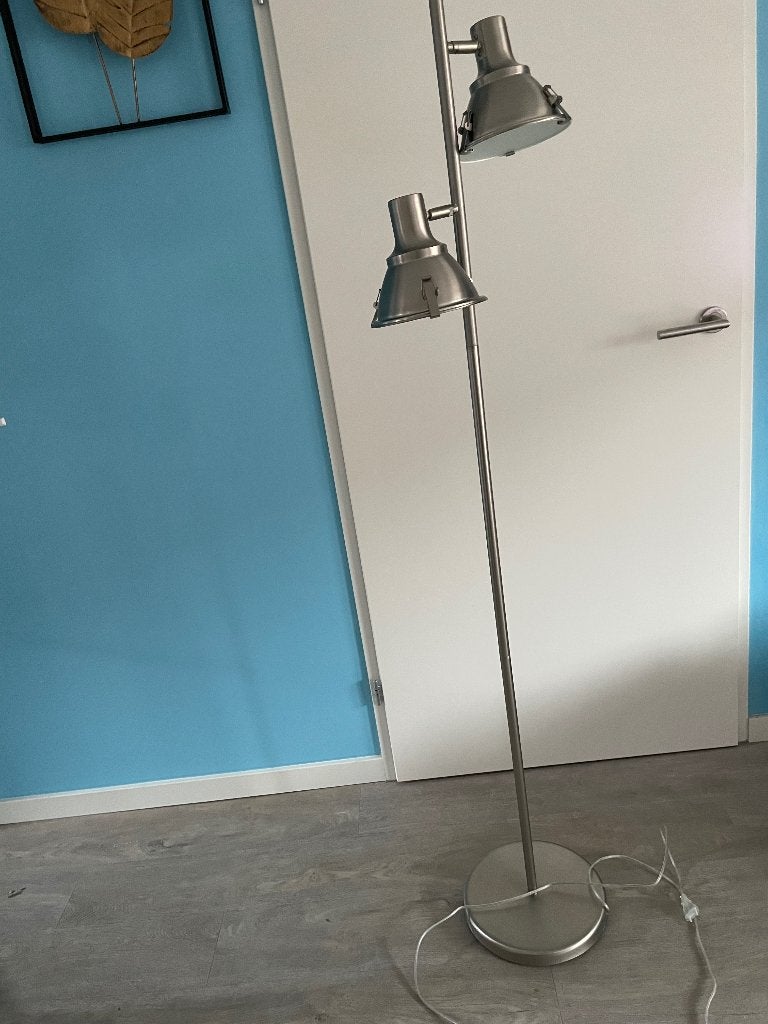 Industriële staande lamp met 2 verstelbare spots, Ophalen, Gebruikt, E27 (groot), Glas