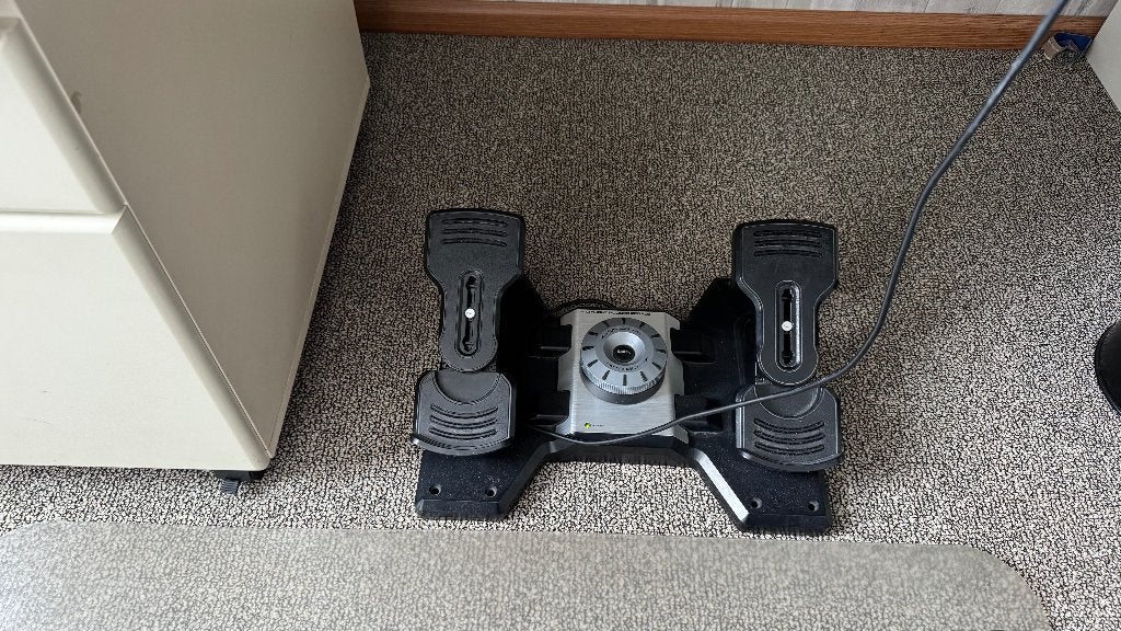 Logitech G Saitek Pro Flight Rudder Pedals, Computers en Software, Ophalen of Verzenden, Gebruikt, Logitech G Saitek
