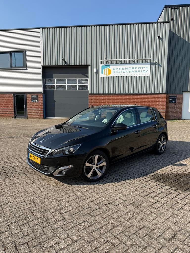Peugeot 308 1.6THP 92/125 5-D 2013 Zwart, Auto's, Peugeot, Euro 5, Beige, 4 cilinders, Handgeschakeld