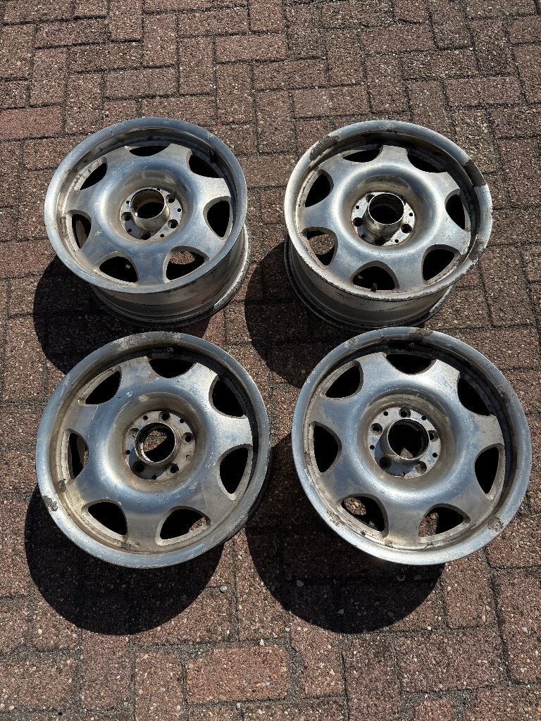 Originele Mercedes 16 inch lichtgewicht monoblock FUCHS, Auto-onderdelen, Banden en Velgen, Ophalen, Gebruikt, Velg(en), 16 inch