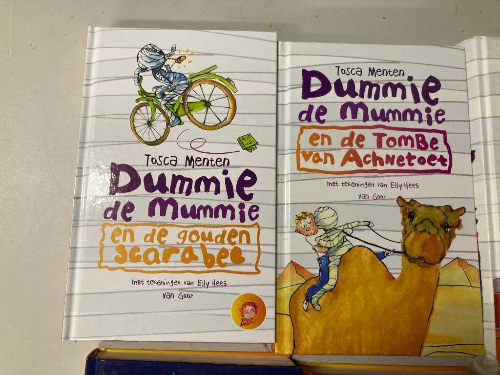 T.K. Dummie de Mummie en andere boeken van Tosca Menten, Ophalen of Verzenden, Zo goed als nieuw, Tosca Menten, Fictie algemeen