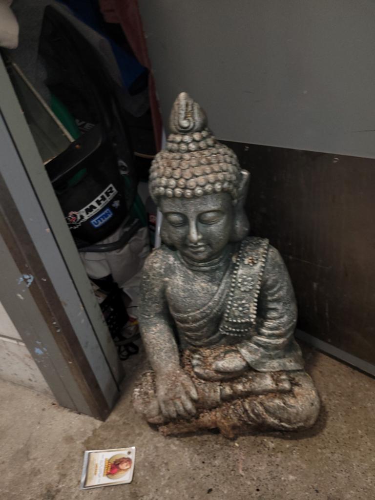 Mooie boeddha beeld te koop, Huis en Inrichting, Woonaccessoires | Boeddhabeelden, Ophalen of Verzenden, Zo goed als nieuw