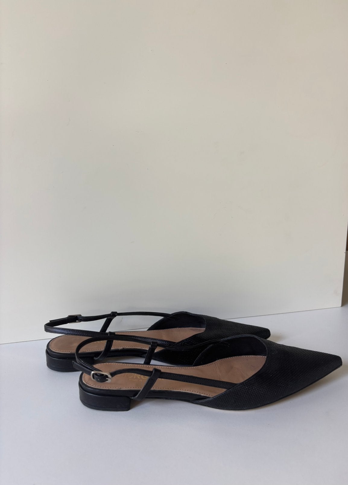 Ballerina’s Slingback, zwart, gekocht by Mayke maat 40, Kleding | Dames, Ophalen of Verzenden, Gedragen, Zwart