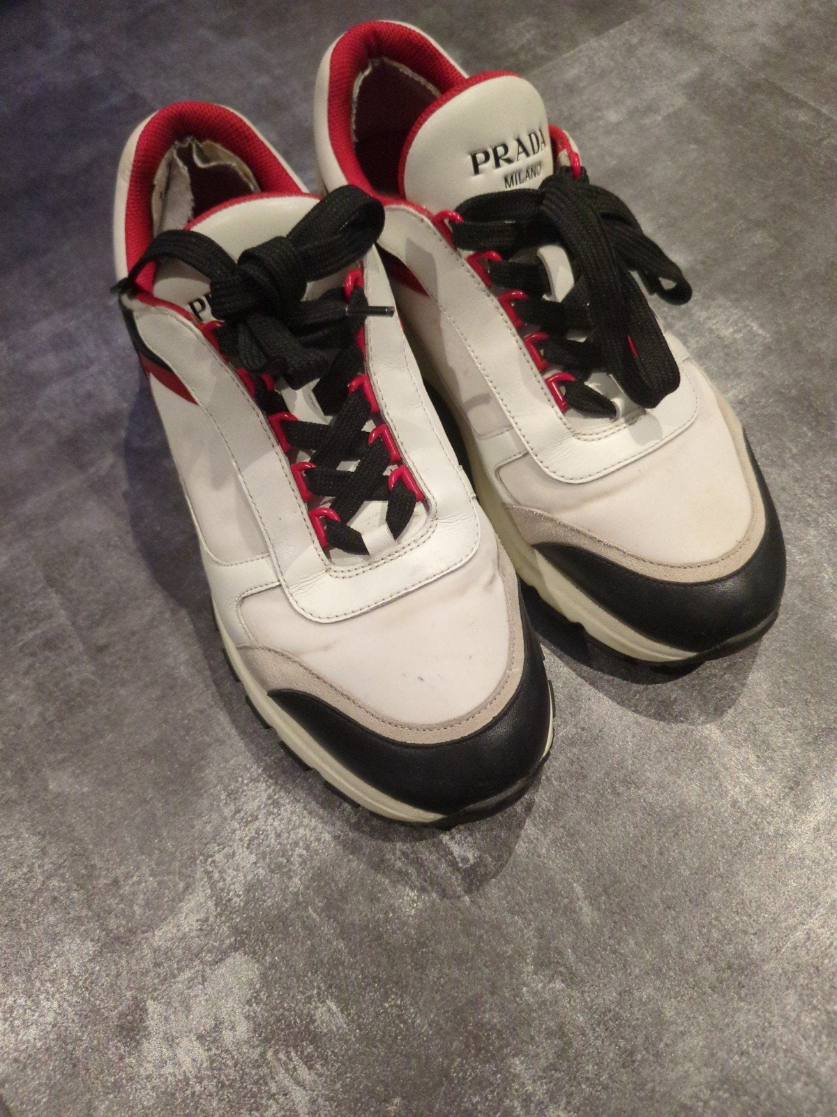 Prada Sneakers - Wit, Zwart, Rood, Kleding | Heren, Wit, Ophalen of Verzenden, Sneakers of Gympen, Prada