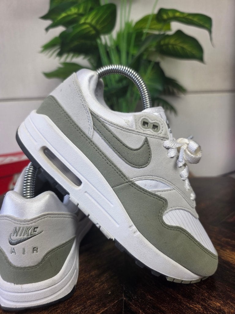 Nike Air Max 1 Light Army maat 37,5, Nike, Ophalen of Verzenden, Nike, Nike