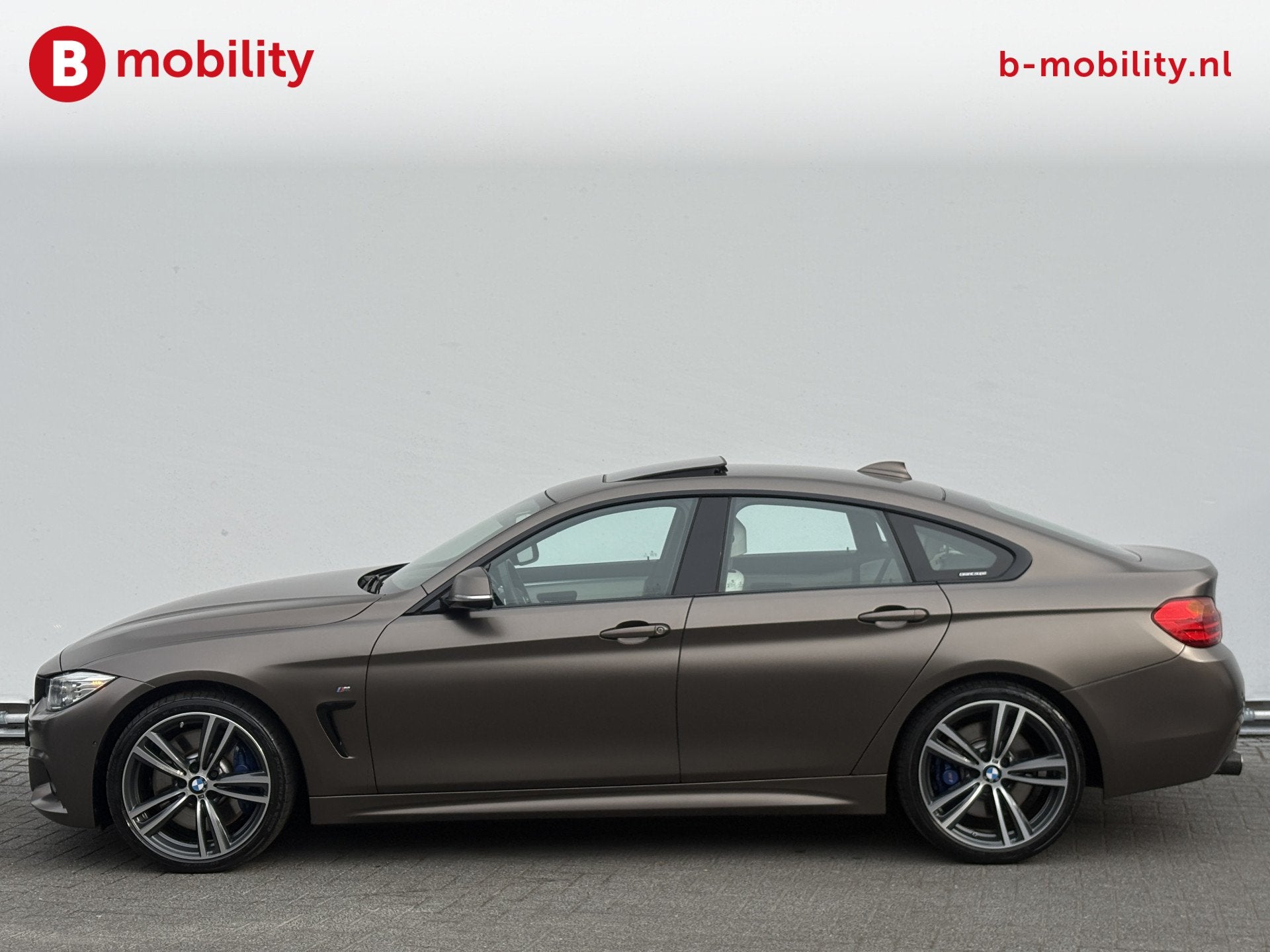 BMW 4 Serie Gran Coupé 435i High Executive M-Sport 'frozen-, Auto's, BMW, Achterwielaandrijving, Gebruikt, Euro 6, Bruin