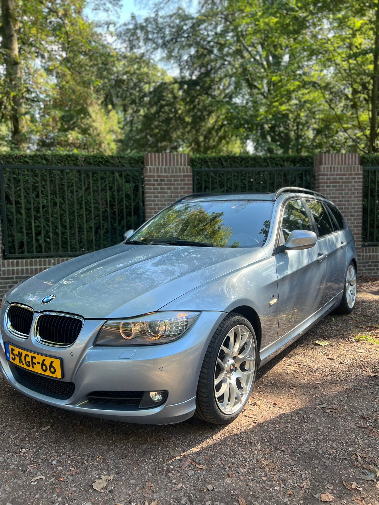 BMW 3-Serie 2.0 318 I Touring AUT 2010 Blauw M3 stuur, Auto's, Automaat, 1995 cc, Zwart, Leder