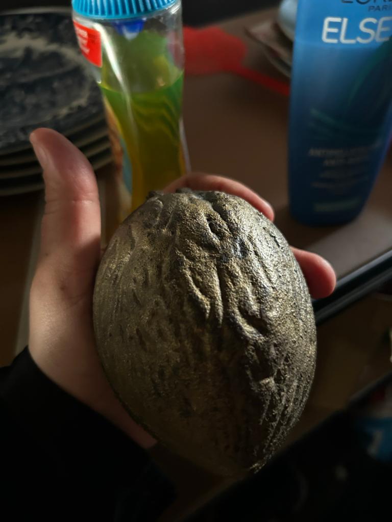 Vintage Notenkraker in de vorm van een noot, Ophalen of Verzenden, Brons