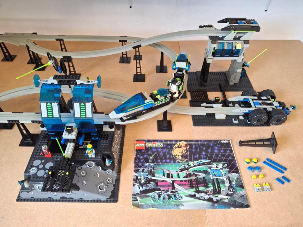 Lego 6991 Monorail Transport Base. Jaren 90 Unitron Space, Lego, 33 Bath Road, Slough, UK, Lego, Ophalen of Verzenden
