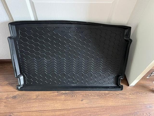 Kofferbakmat rubber  Kia Stonic, Ophalen, Gebruikt