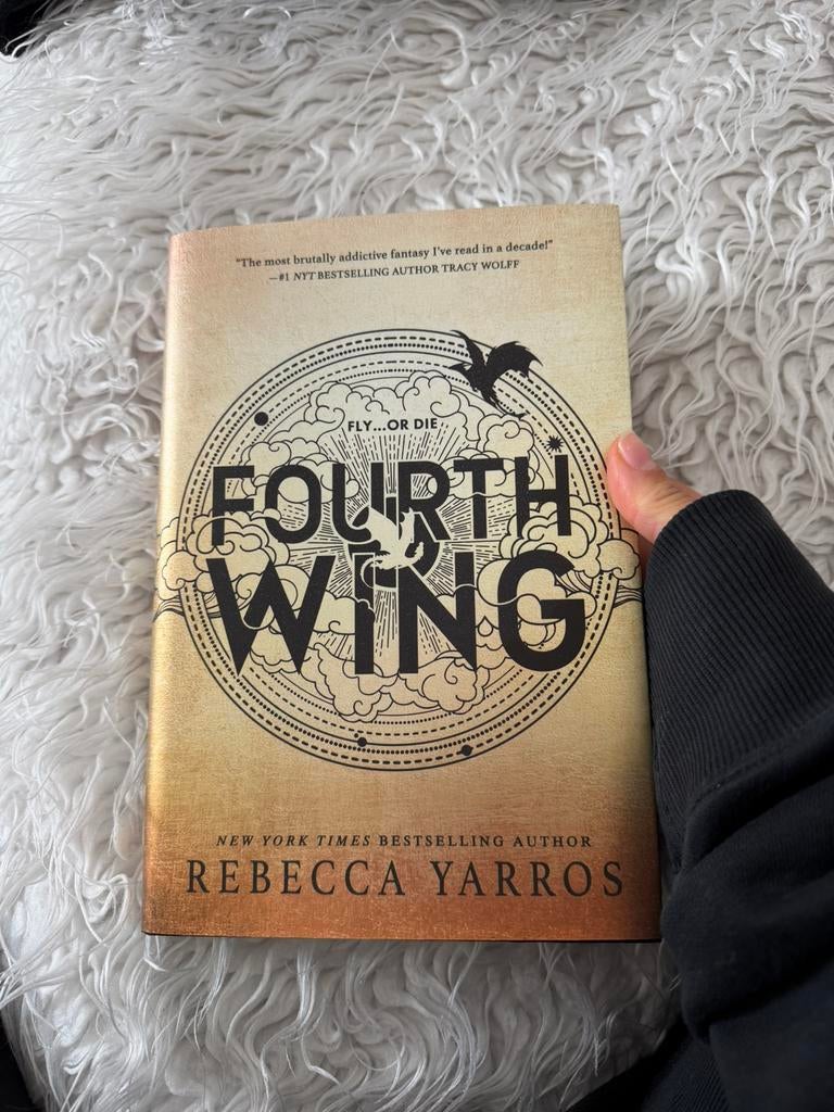 Fourth Wing - Rebecca Yarros (Engels) deel 1 hardcover, Boeken, Ophalen of Verzenden, Zo goed als nieuw