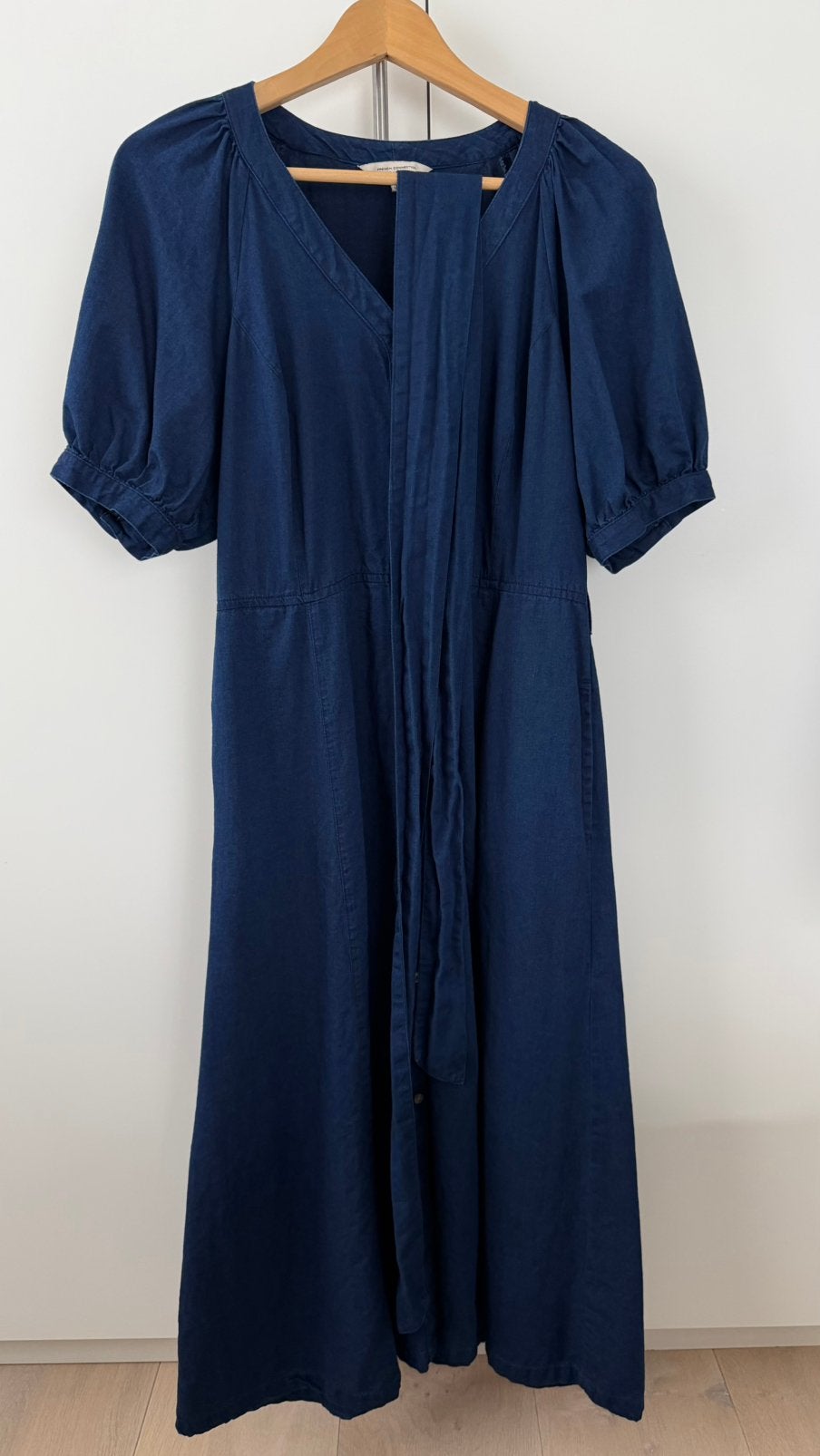 Prachtige donkerblauwe jurk van French Connection, Blauw, Zo goed als nieuw, Onder de knie, Ophalen