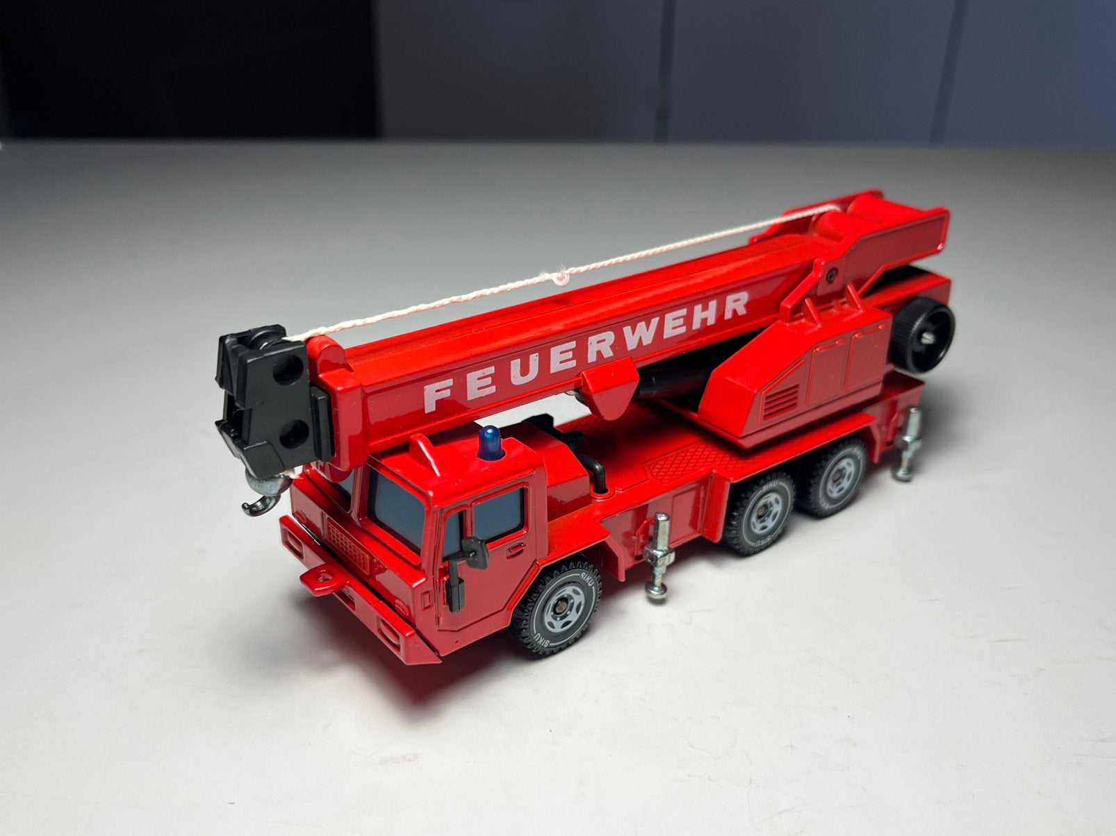 Siku - Faun KF Feuerwehr - Schaal 1:50, Verzenden, Zo goed als nieuw, Bus of Vrachtwagen, SIKU