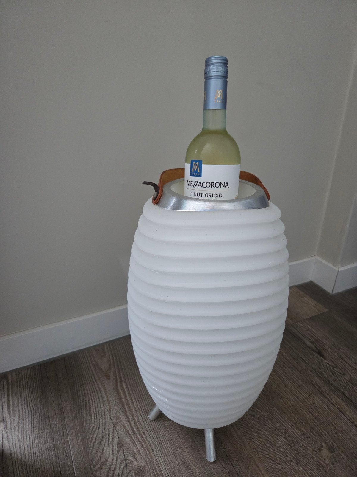 LED Lamp, Bluetooth Speaker & Wijnkoeler, Ophalen, Kunststof, Zo goed als nieuw, Modern