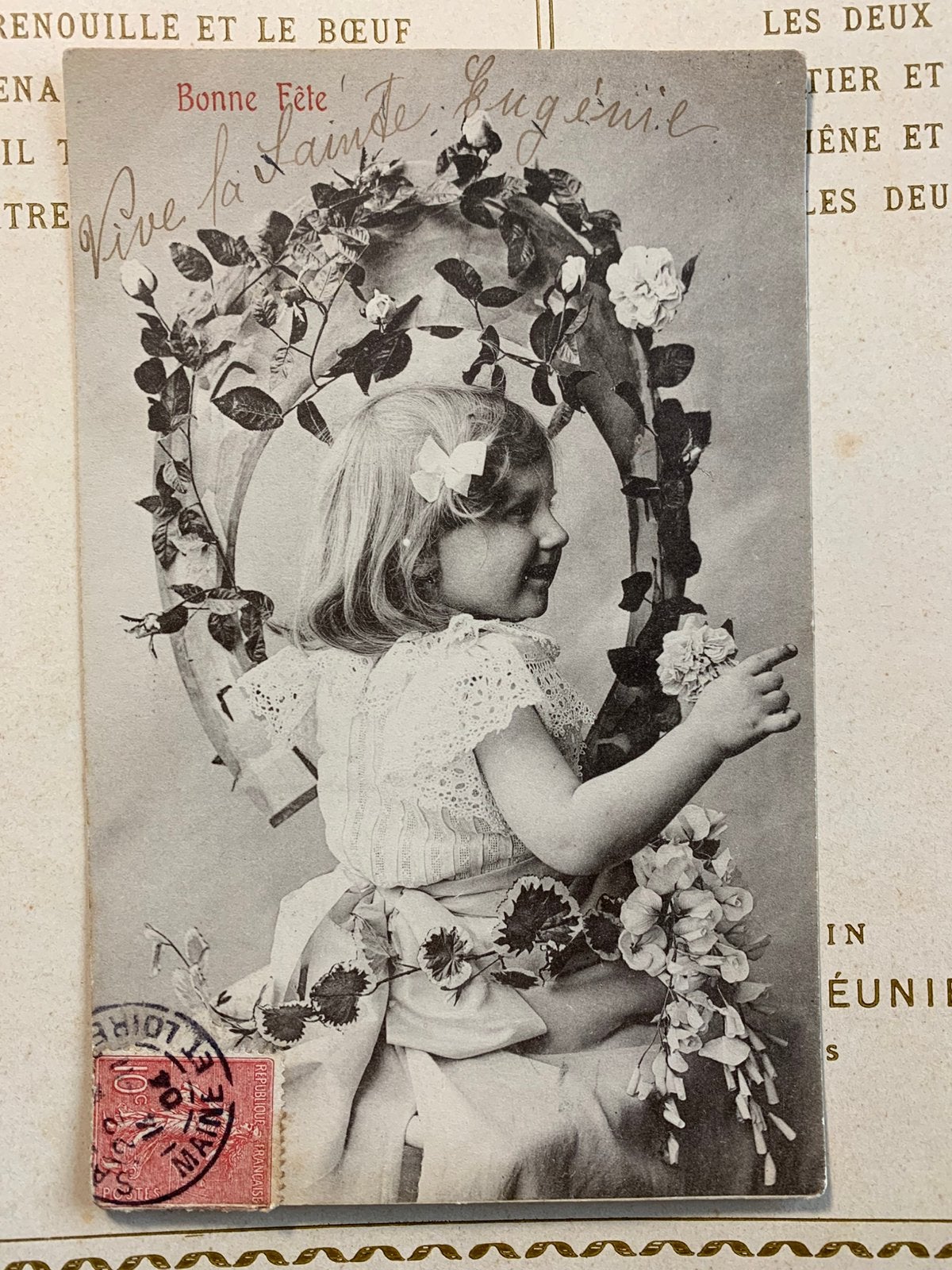 1904 Bonne Fête - meisje met hoefijzer, bloemen(GO), Verzamelen, Ophalen of Verzenden, Voor 1920, Gelopen, Kinderen