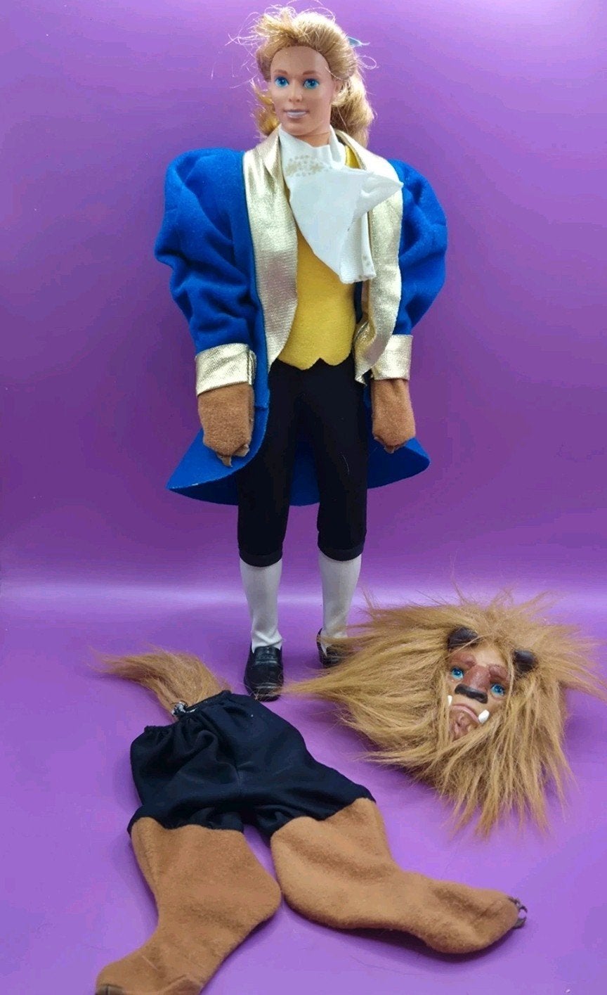 Barbie pop ken beauty and the beast prince adam, Ophalen of Verzenden, Zo goed als nieuw, Barbie