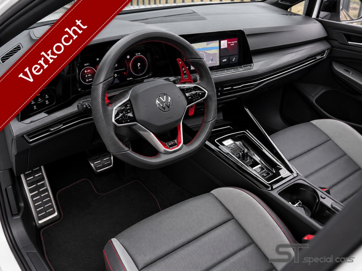 Volkswagen Golf 2.0 TSI GTI Clubsport|Pano|Leder|Akra, Gebruikt, 4 cilinders, Wit, Bedrijf