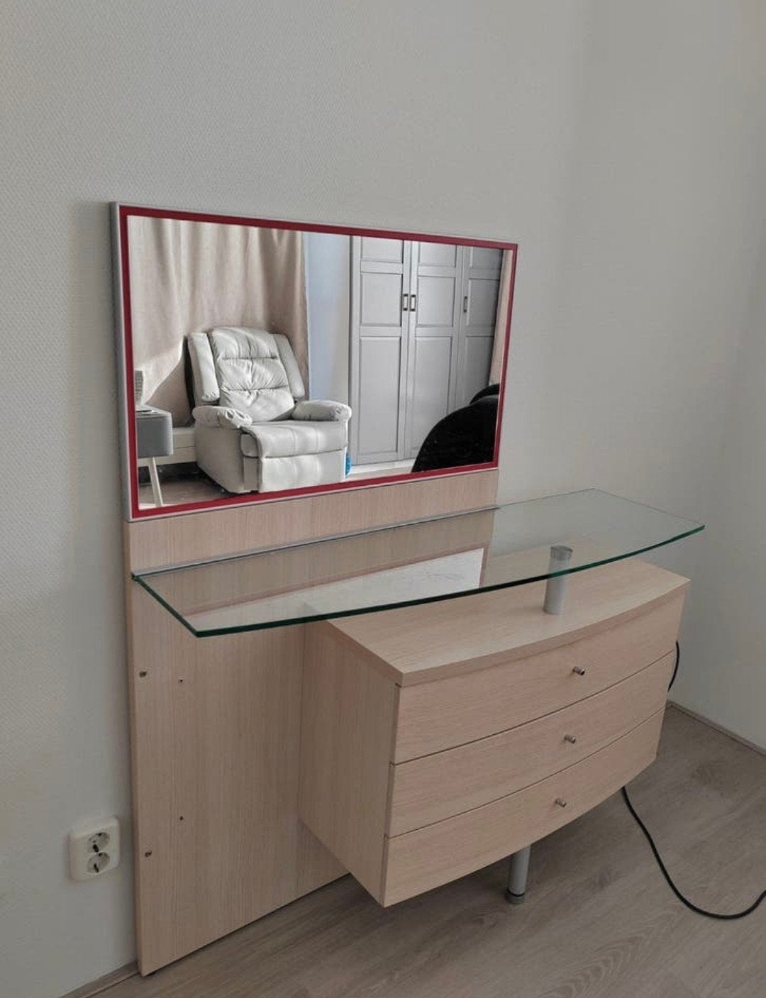 Moderne kaptafel / dressoir met spiegel en glazen blad, Ophalen, Minder dan 50 cm, 100 tot 150 cm, Modern