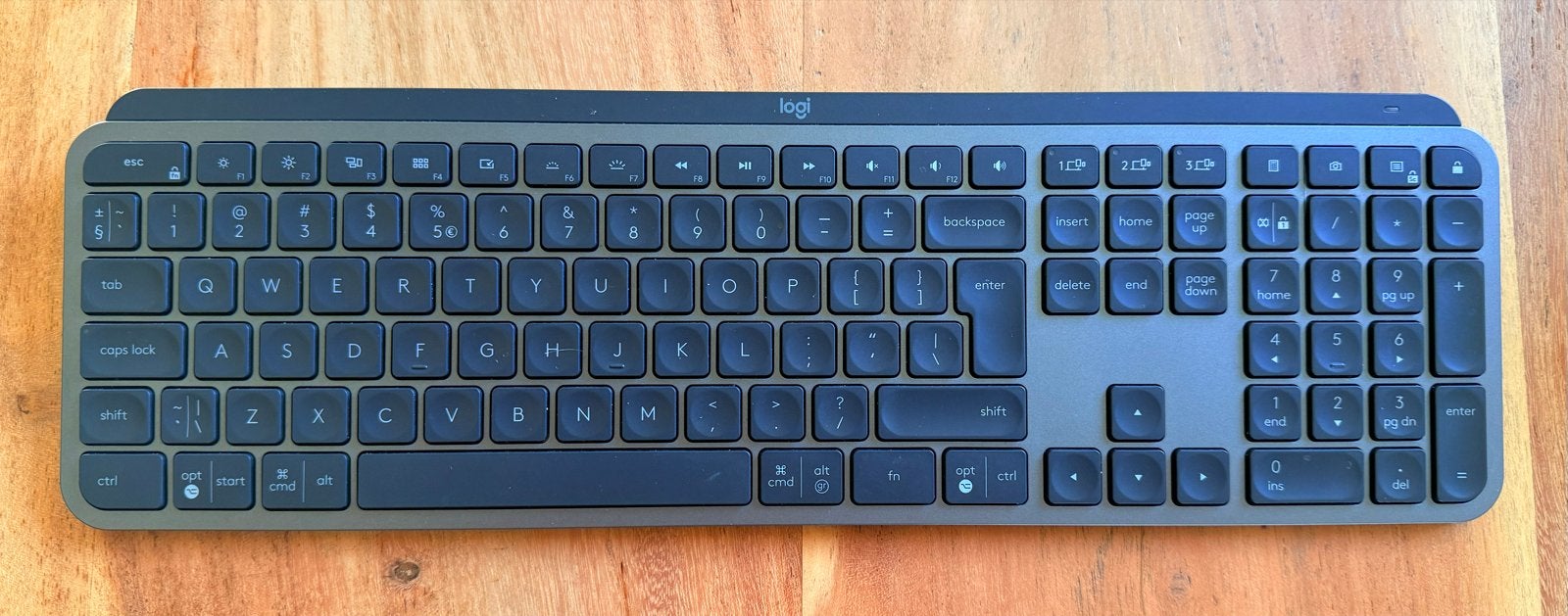 Logitech MX Keys Draadloos Verlicht Toetsenbord - Zeer Net, Computers en Software, Ophalen, Multi-device, Zo goed als nieuw, Draadloos