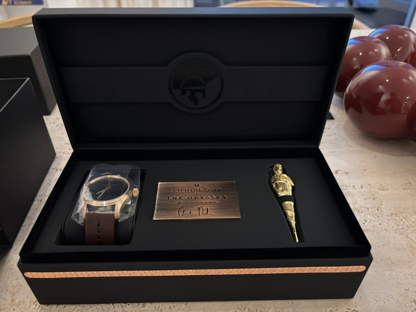 Nieuw! Hamilton Khaki Field The Odyssey Limited Edition, Ophalen, Leer, Overige merken