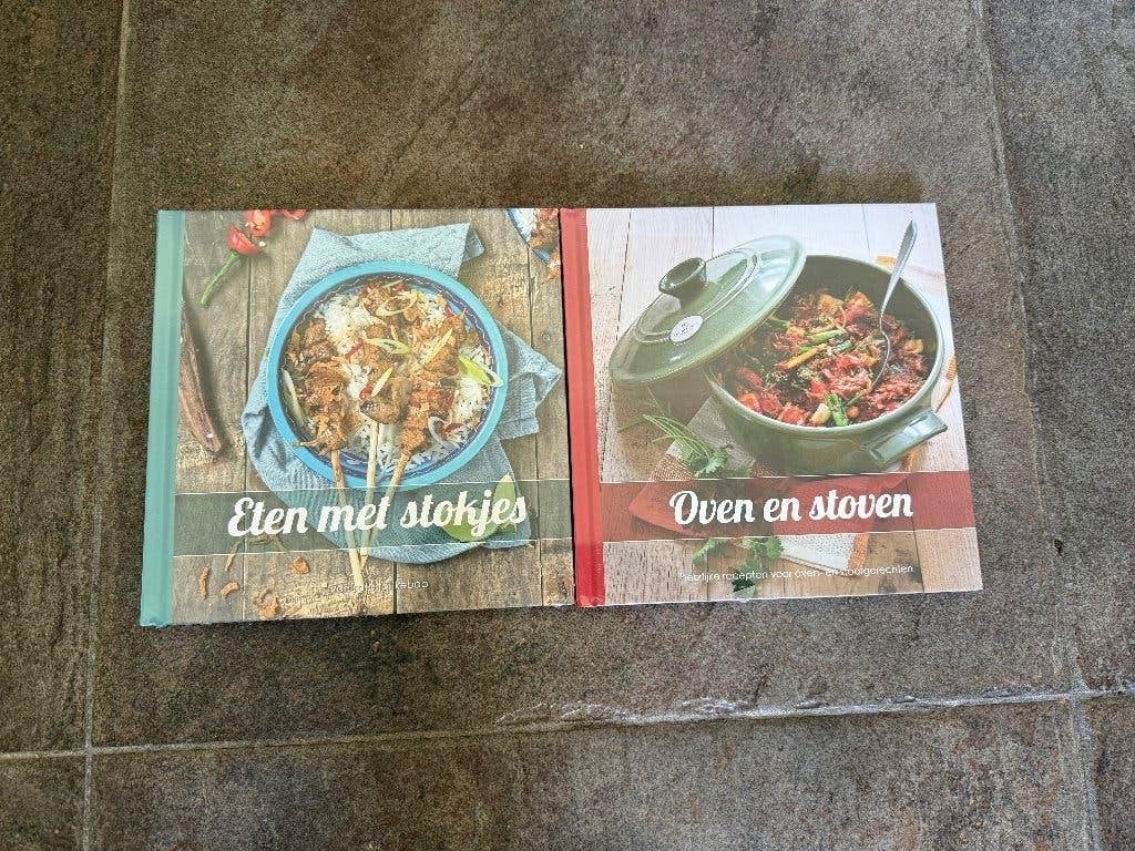 Kookboeken nieuw: Eten met stokjes & Oven en stoven, Ophalen of Verzenden, Nieuw