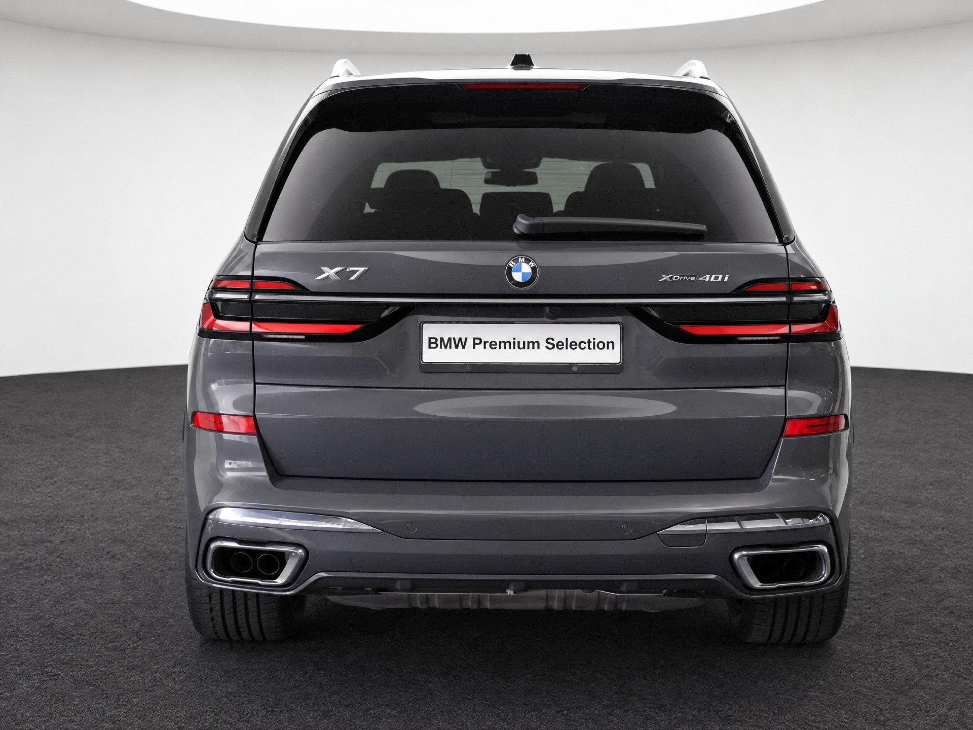 BMW X7 xDrive40i M Sport Automaat / Trekhaak / Panoramadak S, Auto's, Dealer onderhouden, Gebruikt, Met garantie (alle), 7 stoelen