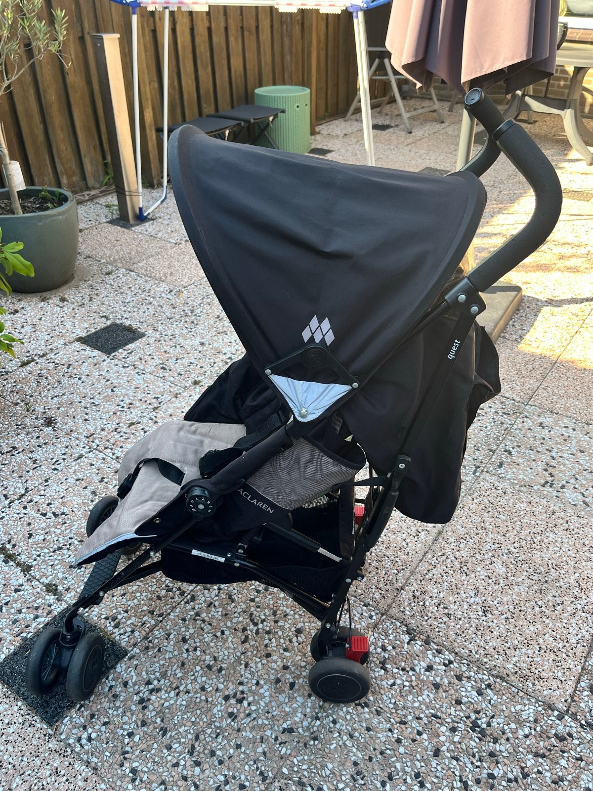 Maclaren Quest buggy met zonnekap en regenhoes, Ophalen of Verzenden, Gebruikt, Maclaren, Regenhoes