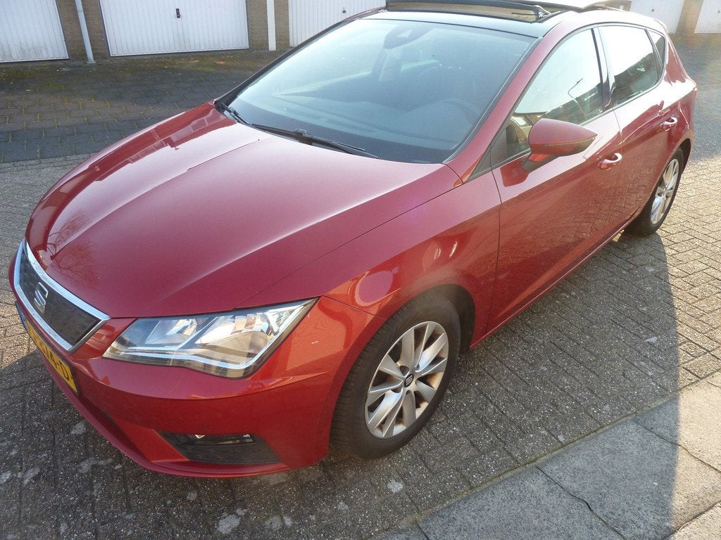 Seat Leon 1.0 EcoTSI Style Business Intense, Auto's, Gebruikt, Euro 6, Leon, Origineel Nederlands
