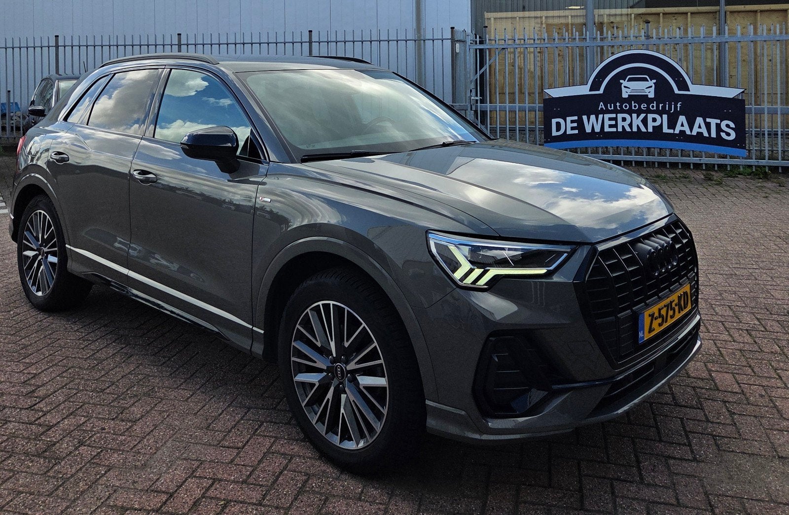Audi Q3 35 Tfsi 150pk S Tronic 2022 Grijs, Auto's, 4 cilinders, 1505 kg, 84 €/maand, Te koop