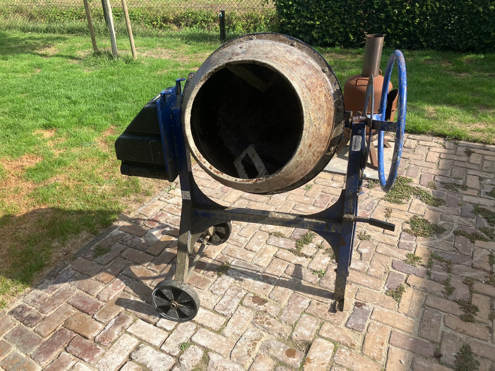 Te koop goed werkende atika profi 145 s, Doe-het-zelf en Verbouw, Betonmolens, Ophalen, Gebruikt