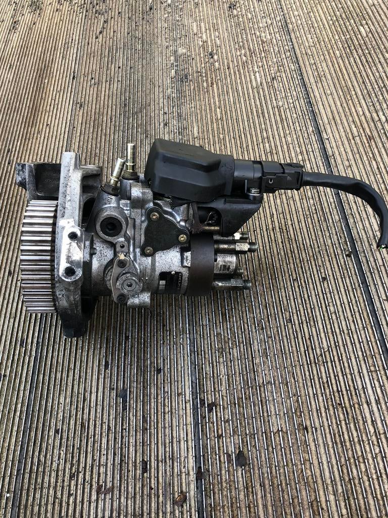 Dieselpomp voor renault kangoo 1.9 diesel D65 brandstofpomp, Auto-onderdelen, Ophalen of Verzenden, Renault
