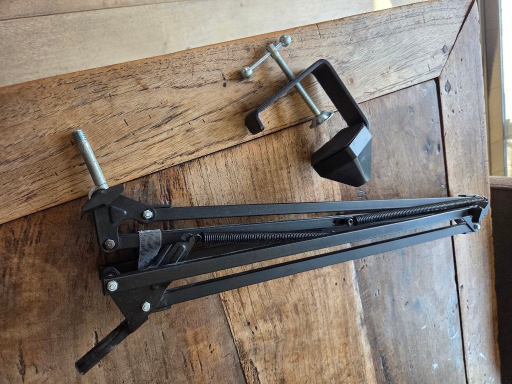 Degelijke microfoonarm voor lichtere microfoons (SM58), Muziek en Instrumenten, Ophalen, Gebruikt, Overige typen
