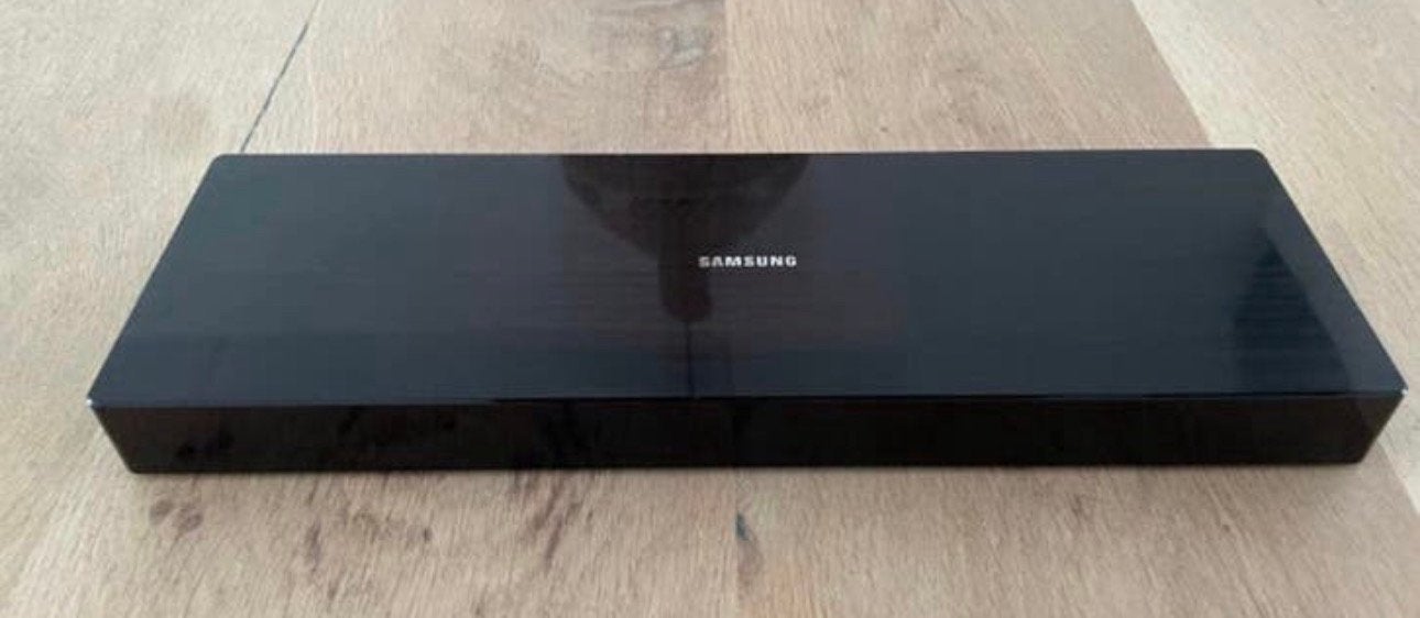 Gezocht Samsung one Connect box SOC2001R, Audio, Tv en Foto, Televisie-accessoires, Ophalen of Verzenden, Zo goed als nieuw