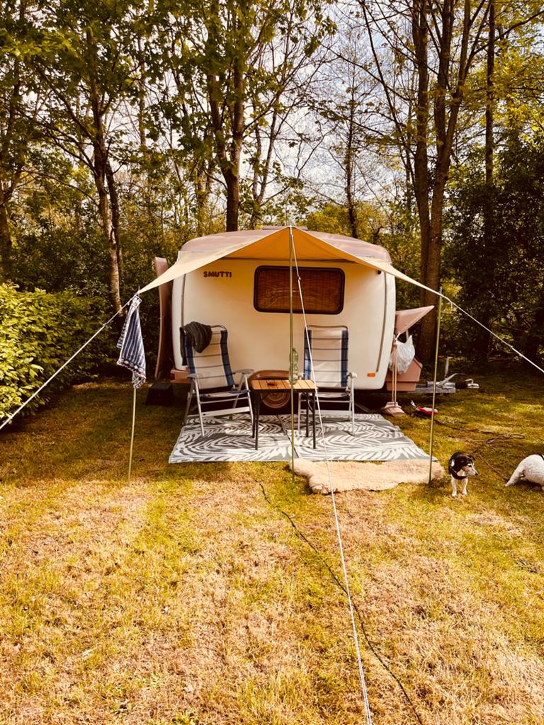 Superleuke en complete minicaravan MKP, Caravans en Kamperen, Caravans, Particulier, tot en met 2, tot 500 kg, Treinzit, Overige merken