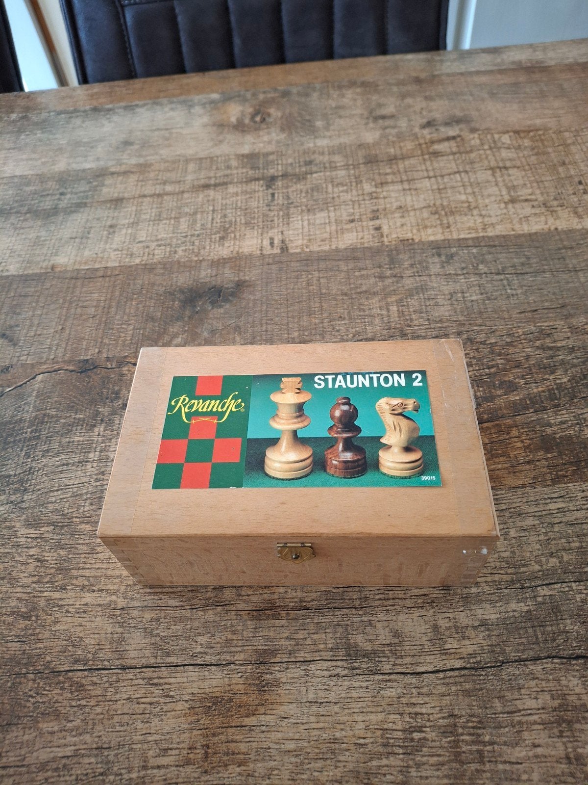 Schaakspel Staunton 2 in houten doos - Compleet, Een of twee spelers, Ophalen of Verzenden, Zo goed als nieuw, Revanche
