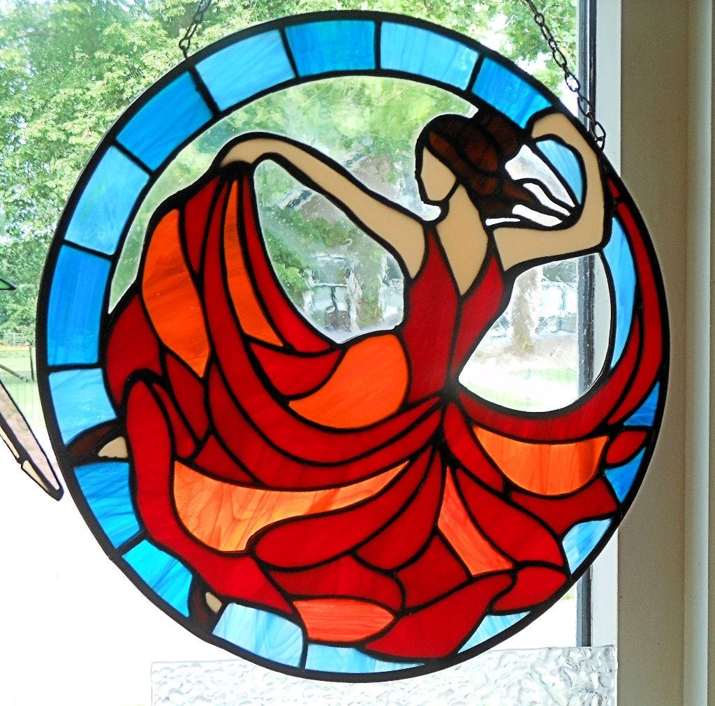 glas in lood, tiffany danseres in cirkel, Hobby en Vrije tijd, Overige Hobby en Vrije tijd, Ophalen of Verzenden, Nieuw