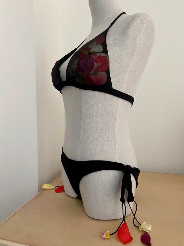 Blue Glue (S) twv 179,- exclusieve bikini James Bond's Girl, Zwart, Ophalen of Verzenden, Zo goed als nieuw, Bikini