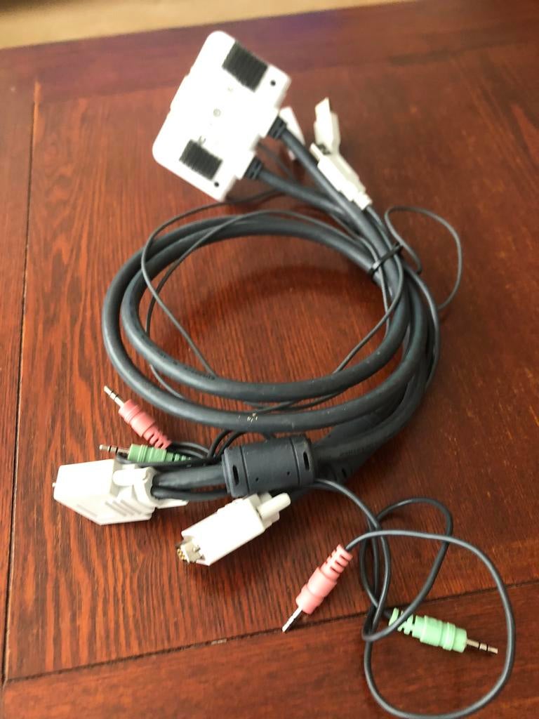 Kvm switch, Ophalen, Zo goed als nieuw