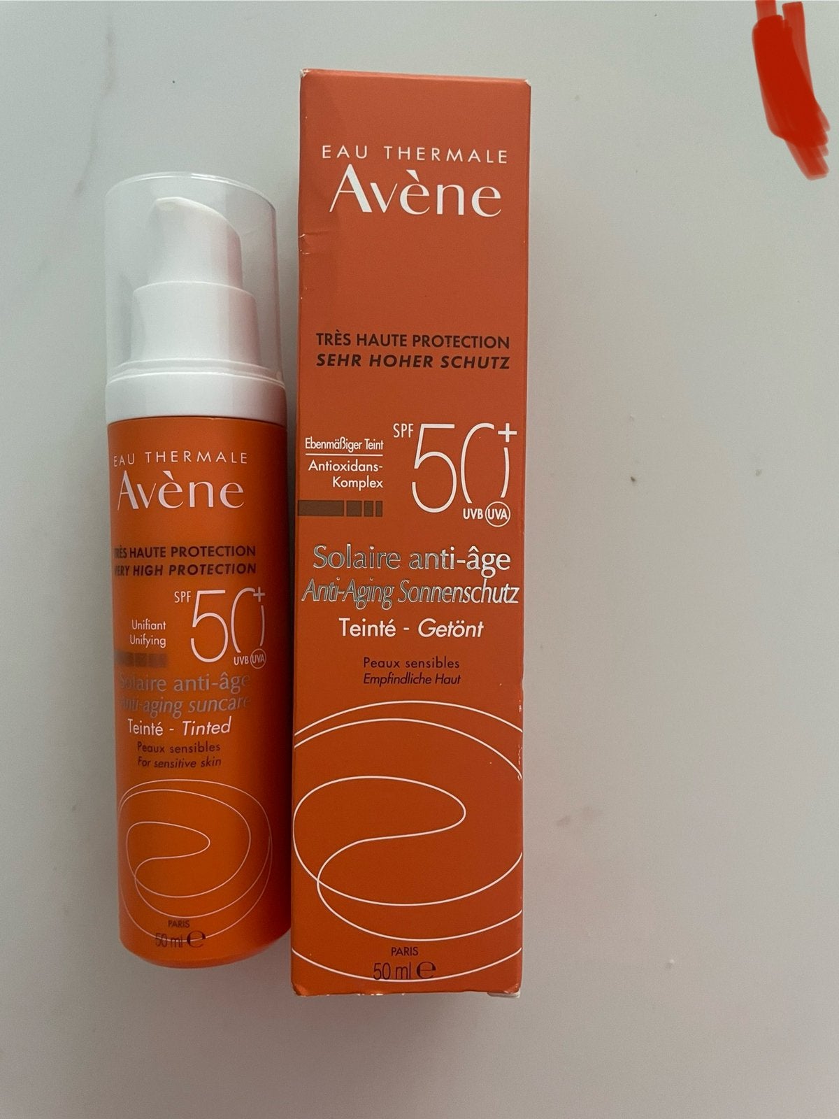 Avène Solair Anti-âge Getinte Zonnebrand SPF50+, Ophalen of Verzenden, Nieuw, Gehele gezicht, Verzorging