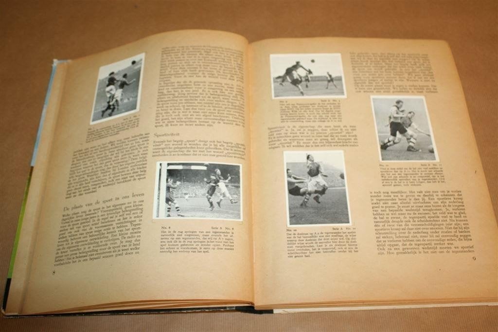 Goal! — Compleet Voetbalplaatjesalbum uit 1949, Ophalen of Verzenden, Gelezen