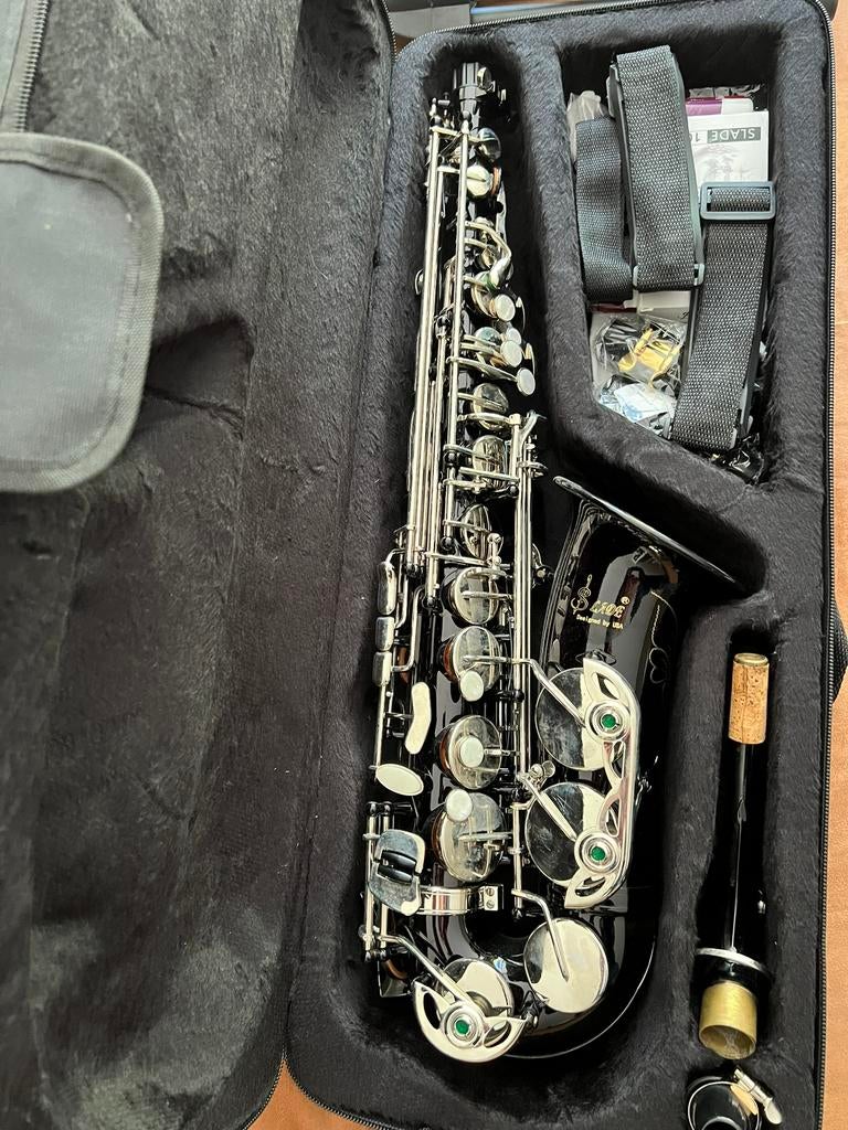 alt saxofoon, Ophalen, Nieuw, Alt, Met koffer
