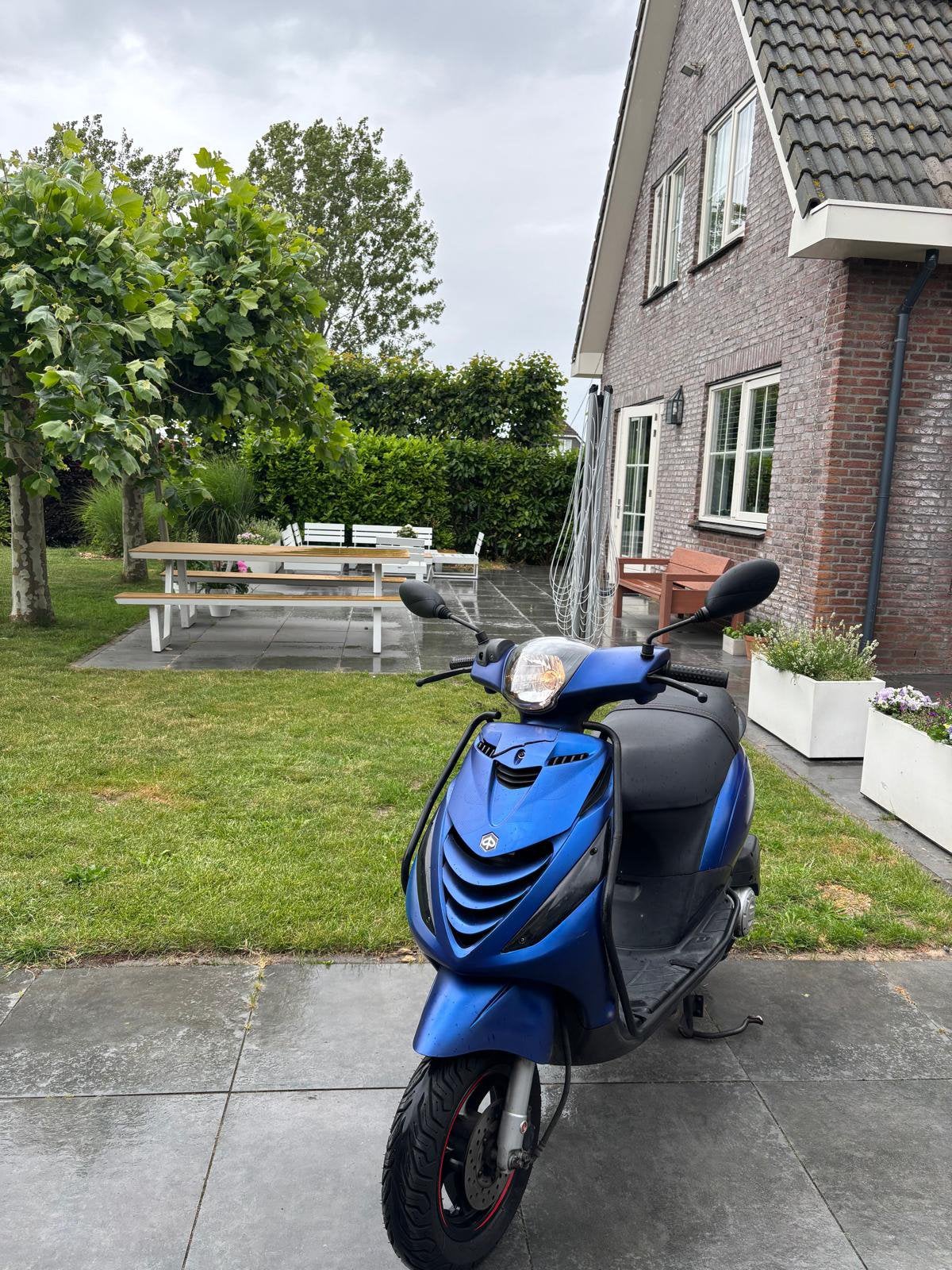 Piaggio zip 2020, Fietsen en Brommers, Scooters | Piaggio, Gebruikt, Zip, Maximaal 45 km/u, Benzine, Ophalen