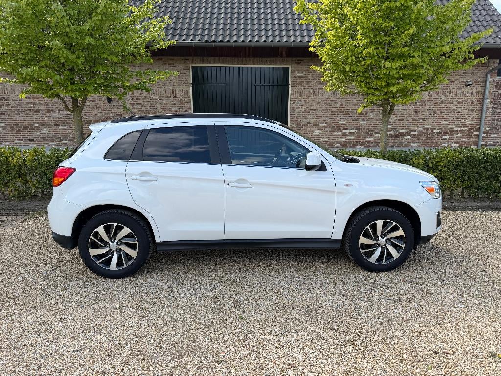 Mitsubishi ASX 1.6 86KW 2015 Wit, Auto's, Voorwielaandrijving, Stof, Zwart, 4 cilinders