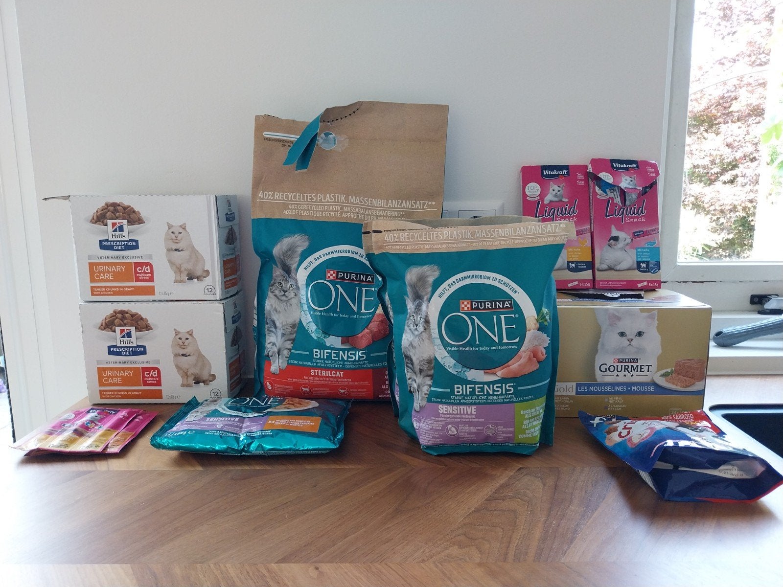 Kattenvoer: brokjes, natvoer en snacks, Dieren en Toebehoren, Ophalen, Kat
